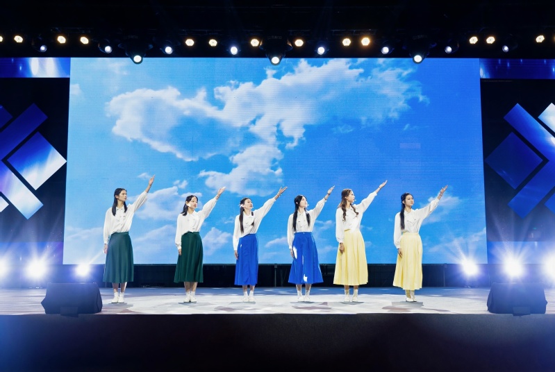 4-朗诵《闪耀吧,青春的火光》