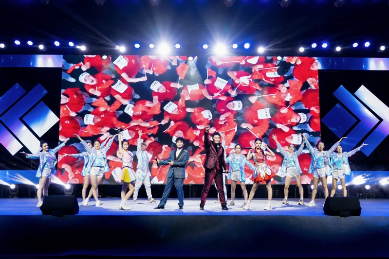 2-歌伴舞《奔跑吧,青春》